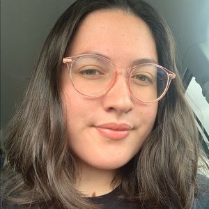 Meet your Posher, Aline